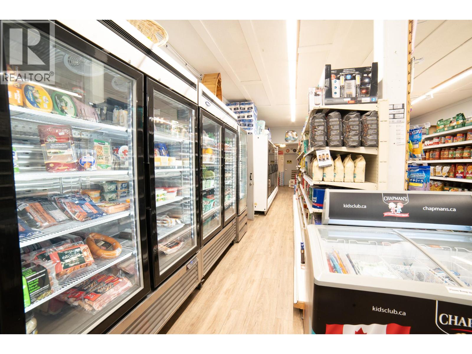 1504 Eastman Avenue, Riondel, British Columbia  V0B 2P0 - Photo 9 - 10381896