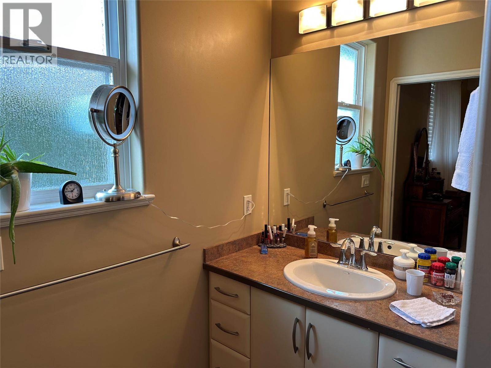 162 Willows Place, Oliver, British Columbia  V0H 1T4 - Photo 16 - 10381774