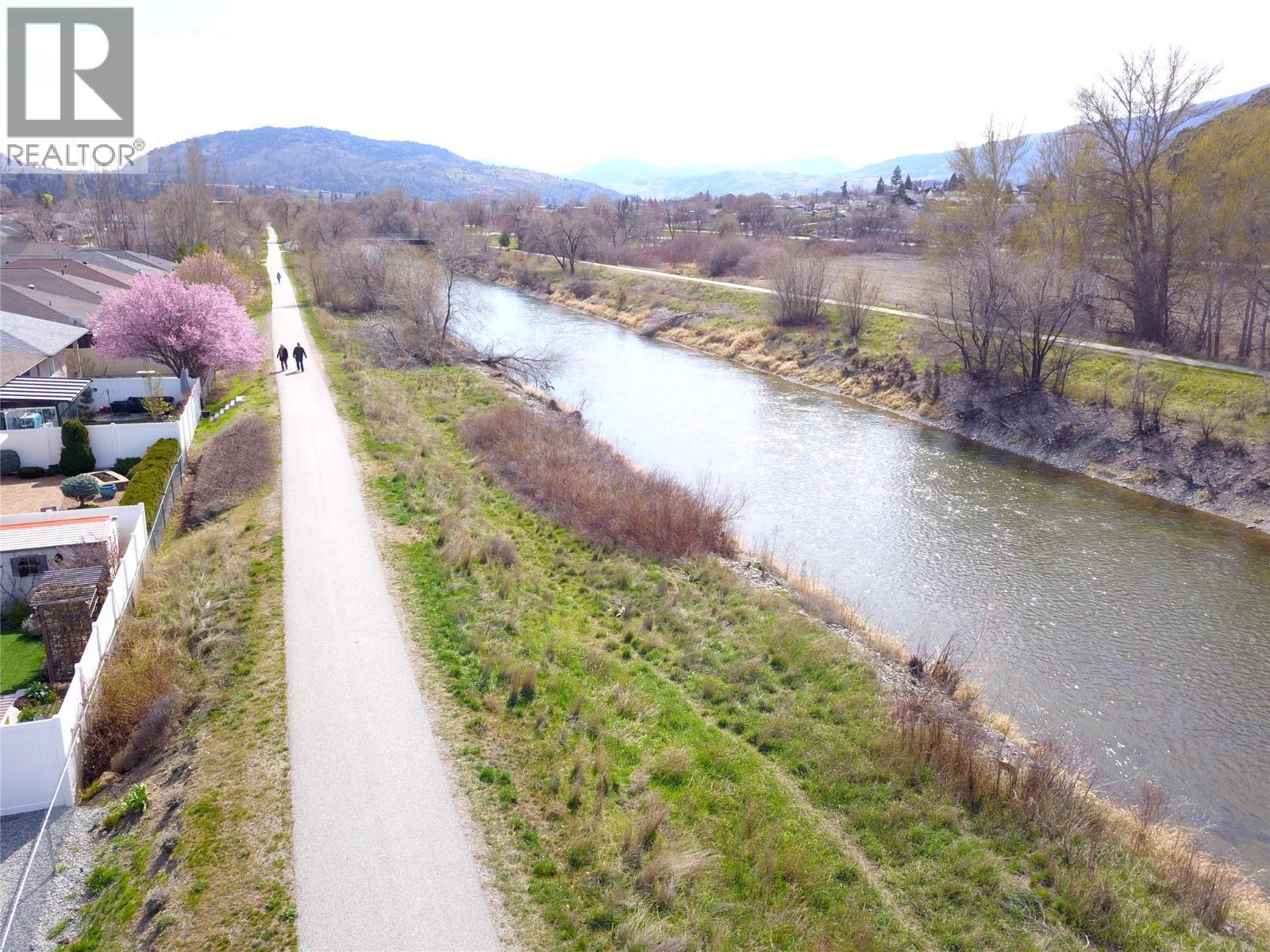 162 Willows Place, Oliver, British Columbia  V0H 1T4 - Photo 3 - 10381774