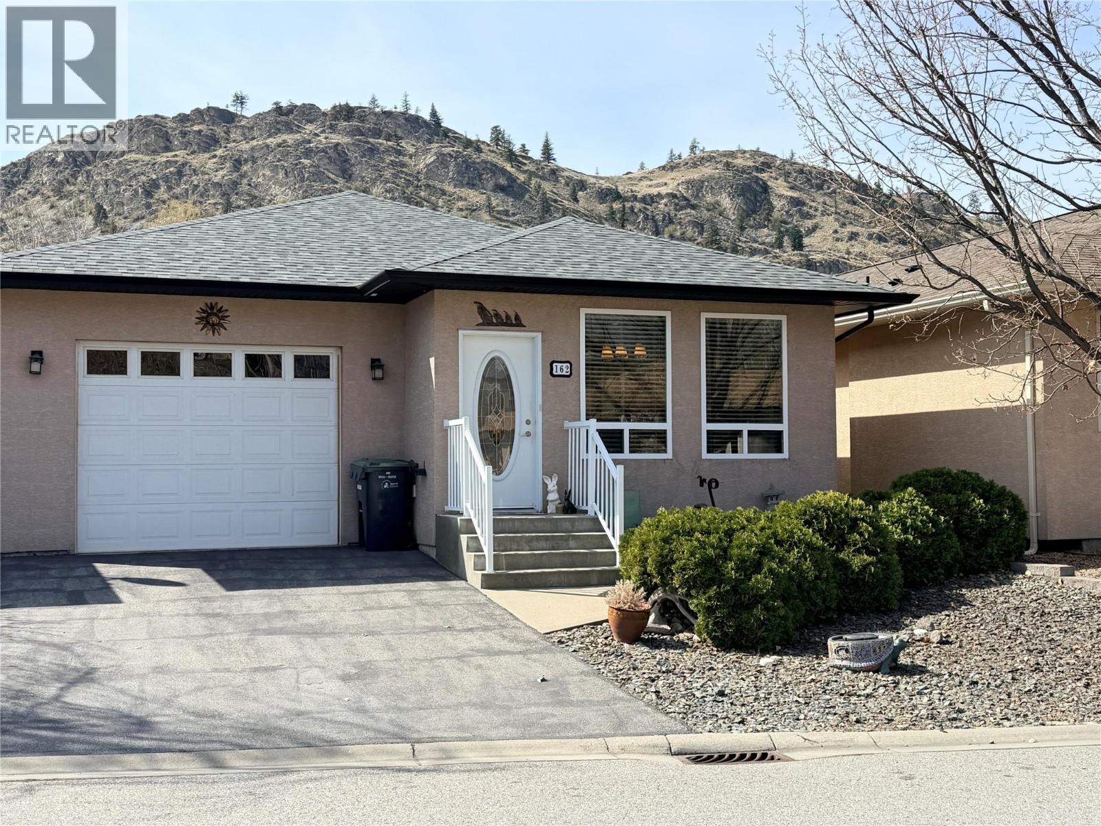 162 Willows Place, Oliver, British Columbia  V0H 1T4 - Photo 5 - 10381774