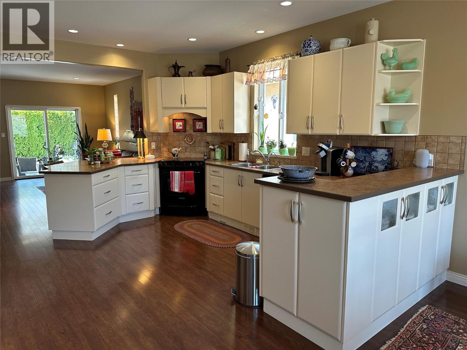 162 Willows Place, Oliver, British Columbia  V0H 1T4 - Photo 7 - 10381774