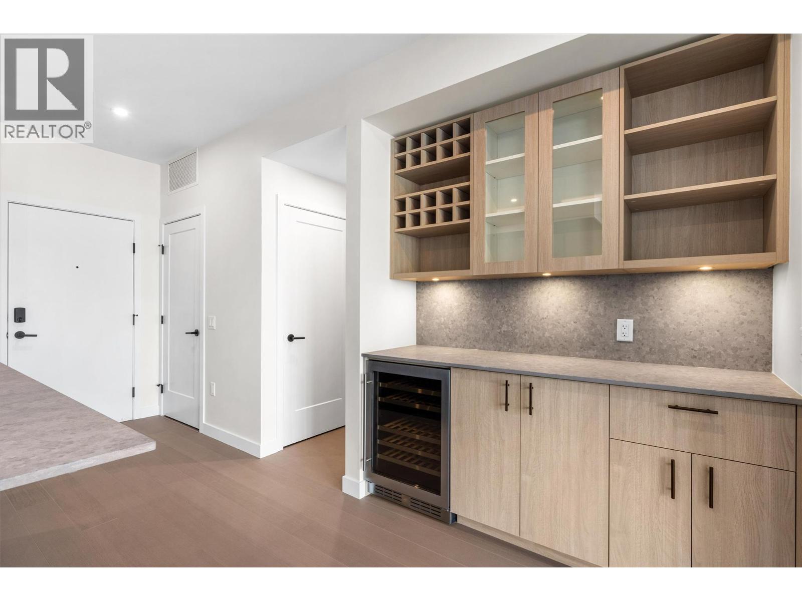 9654 Benchland Road Unit# 407, Lake Country, British Columbia  V4V 0A5 - Photo 13 - 10381698