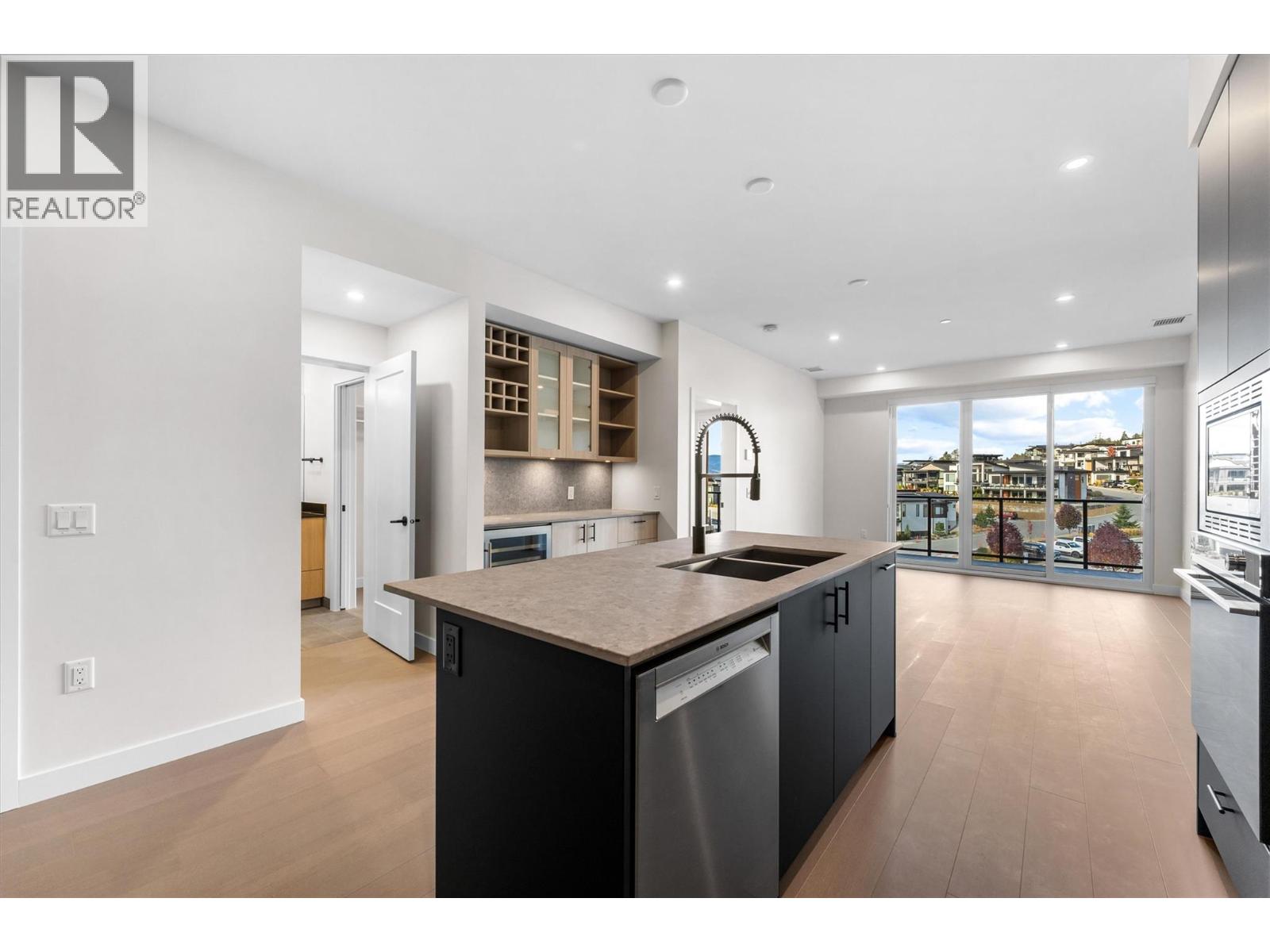 9654 Benchland Road Unit# 407, Lake Country, British Columbia  V4V 0A5 - Photo 9 - 10381698