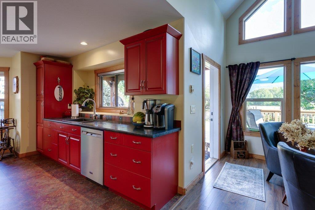 7331 Fintry Delta Road, Kelowna, British Columbia  V1Z 3V2 - Photo 15 - 10381687