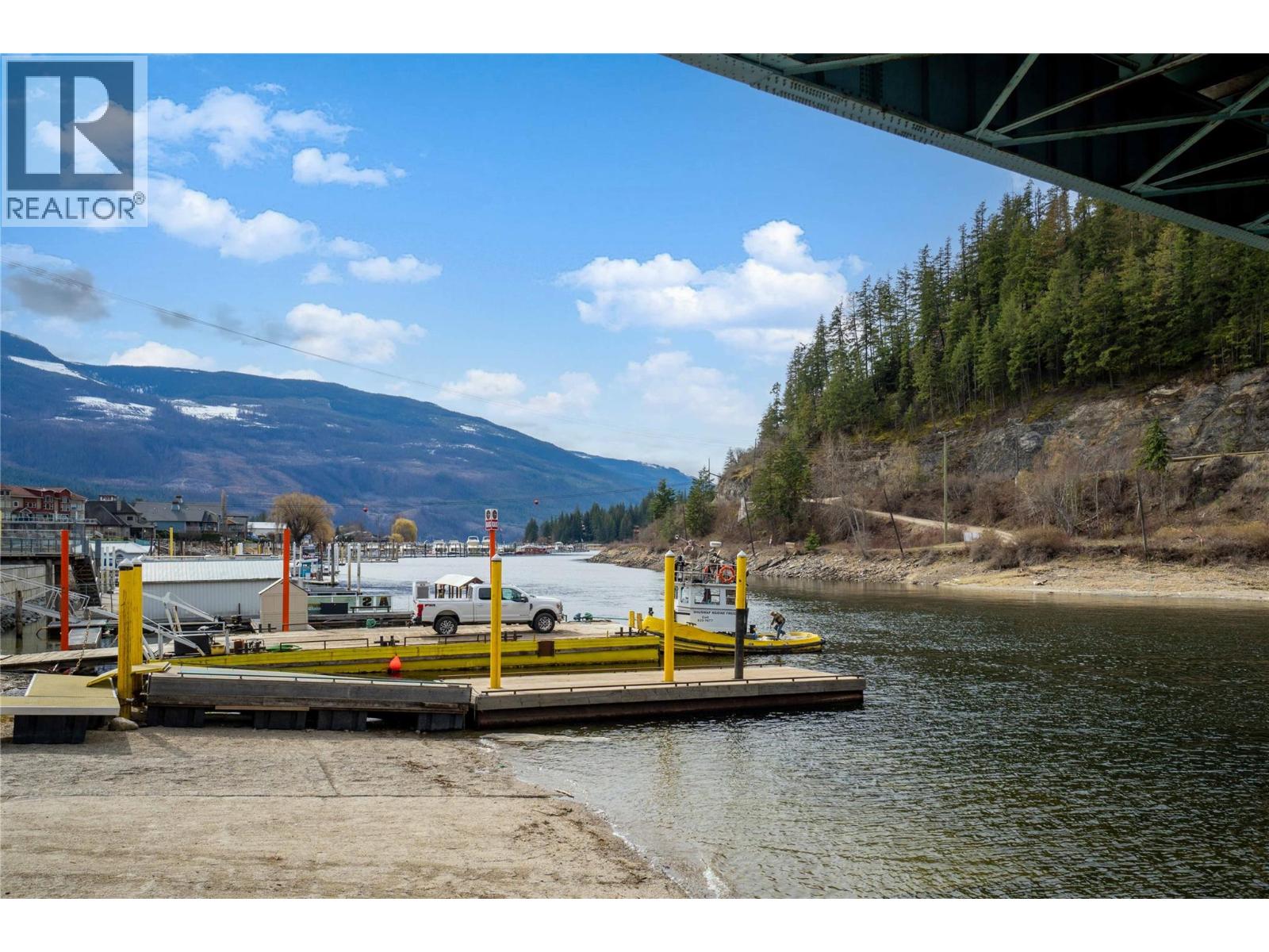 266 Sunset Drive, Sicamous, British Columbia  V0E 2V1 - Photo 14 - 10381684