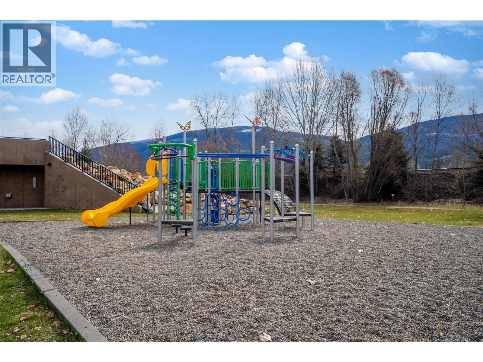 266 Sunset Drive, Sicamous, British Columbia  V0E 2V1 - Photo 17 - 10381684