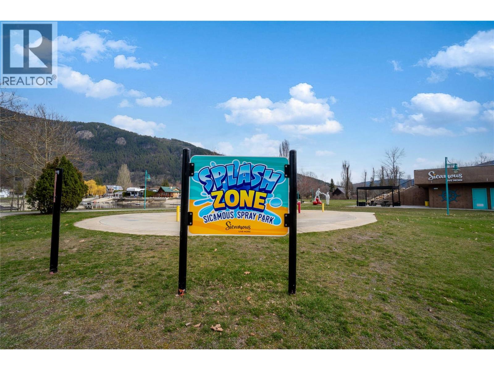 266 Sunset Drive, Sicamous, British Columbia  V0E 2V1 - Photo 18 - 10381684