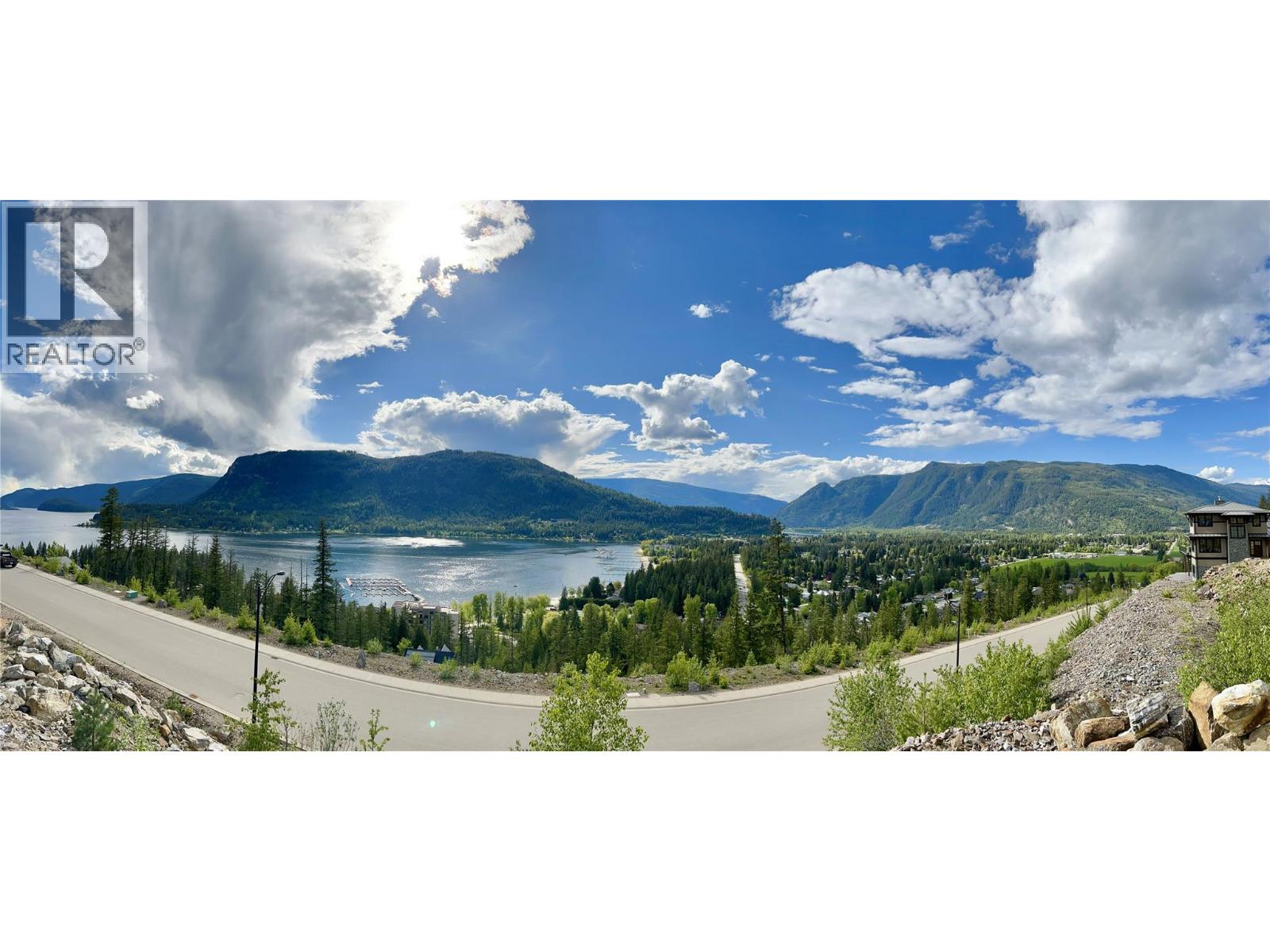 266 Sunset Drive, Sicamous, British Columbia  V0E 2V1 - Photo 3 - 10381684