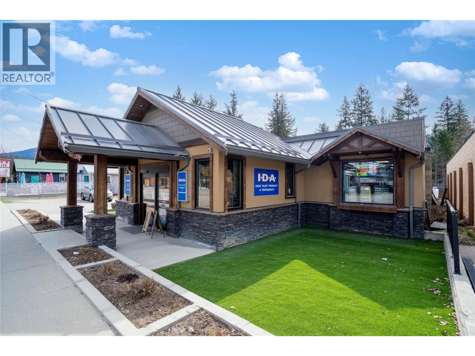 266 Sunset Drive, Sicamous, British Columbia  V0E 2V1 - Photo 35 - 10381684