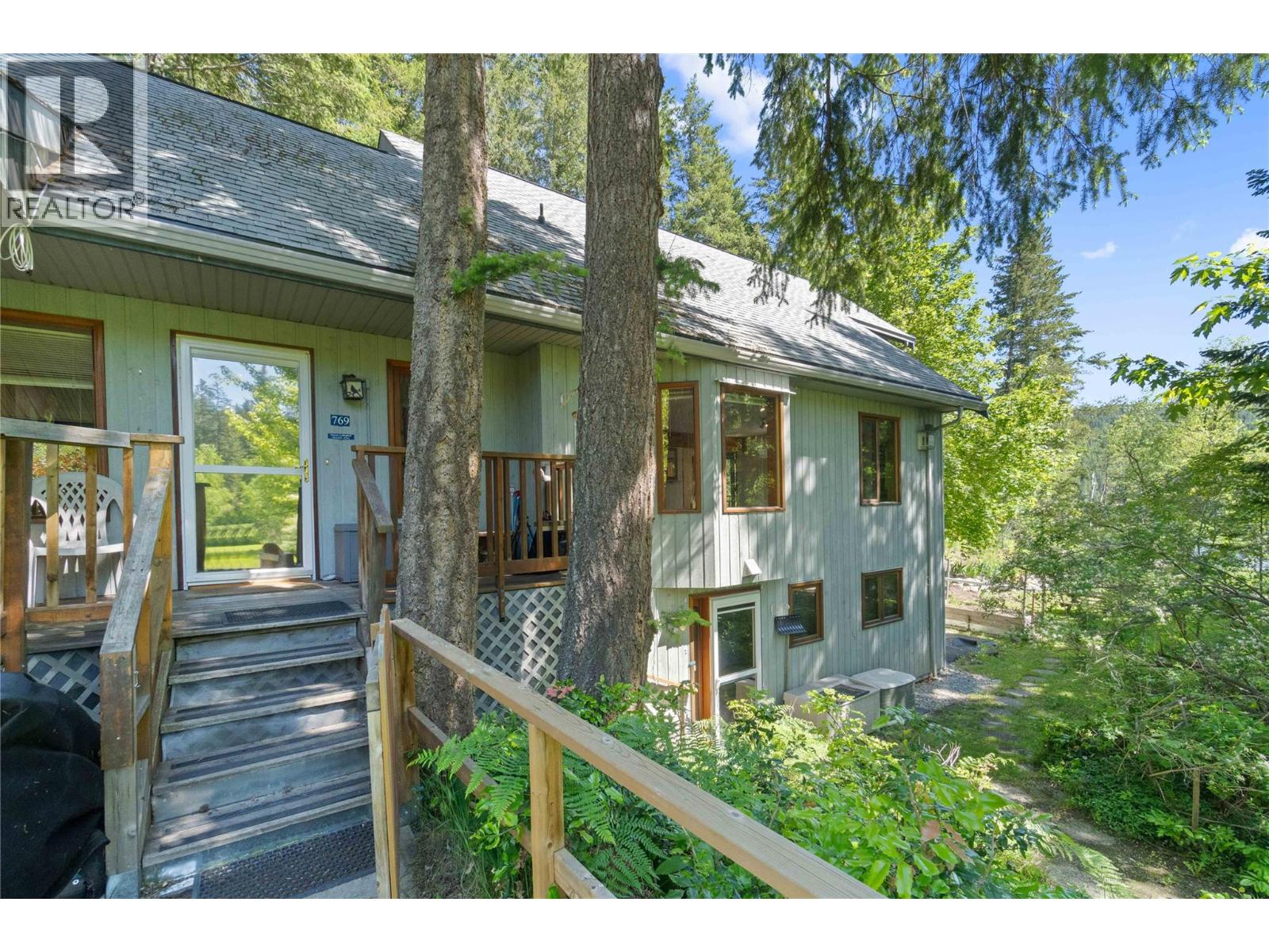 769 & 771 Gardom Lake Road, Enderby, British Columbia  V4Y 4H8 - Photo 10 - 10381644