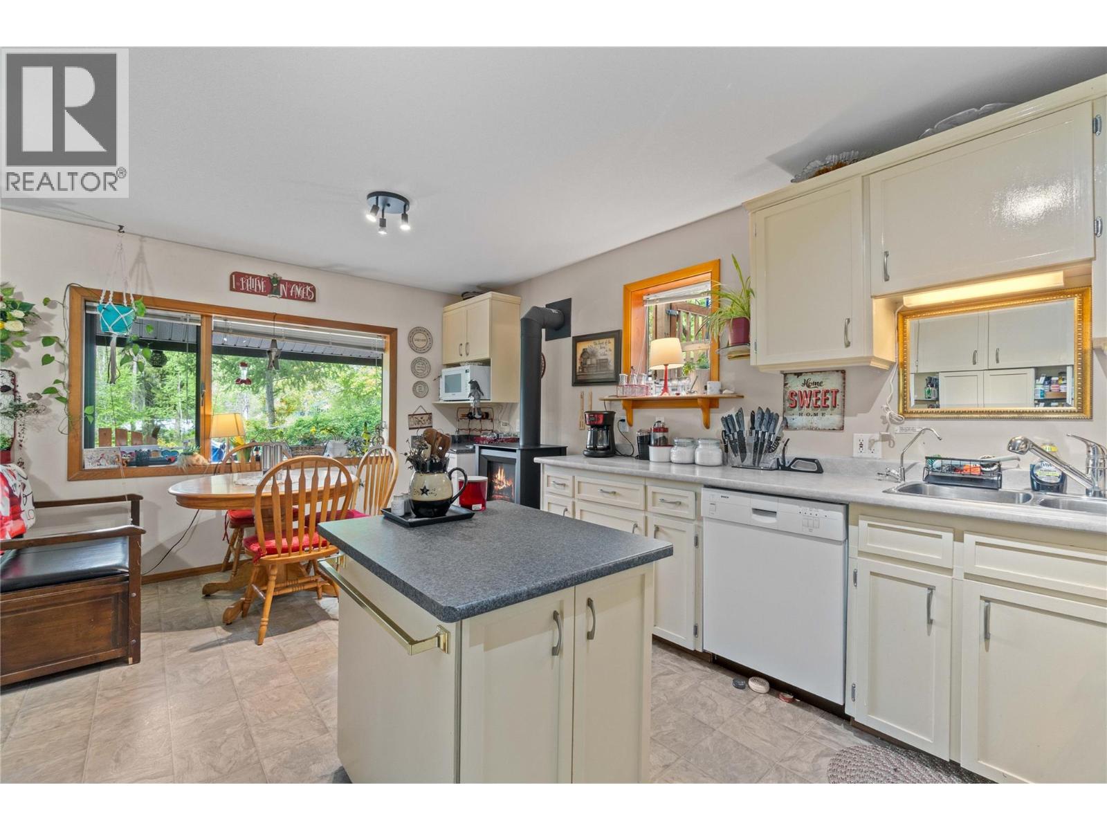 769 & 771 Gardom Lake Road, Enderby, British Columbia  V4Y 4H8 - Photo 53 - 10381644