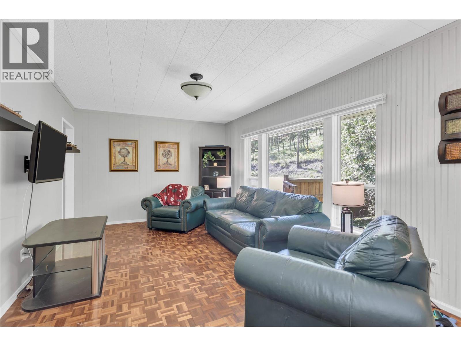 365 Clifton Road, Kelowna, British Columbia  V1V 1A4 - Photo 5 - 10380539