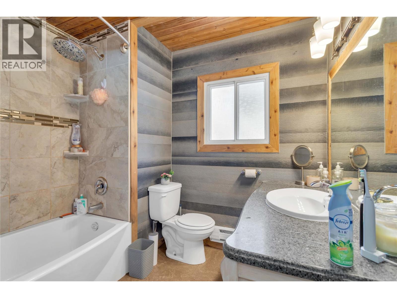 365 Clifton Road, Kelowna, British Columbia  V1V 1A4 - Photo 7 - 10380539