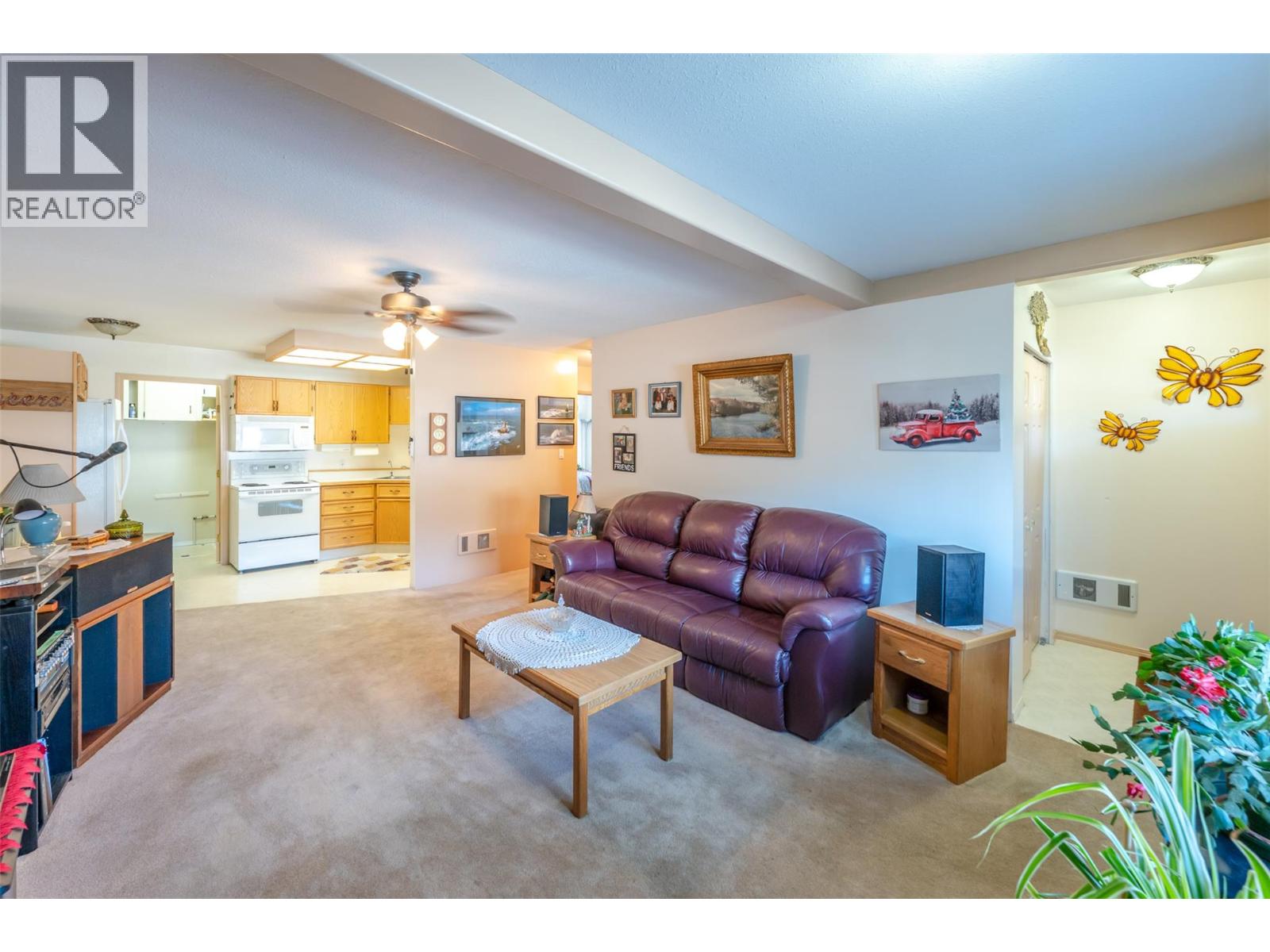 5862 Airport Street Unit# 8, Oliver, British Columbia  V0H 1T0 - Photo 2 - 10381349