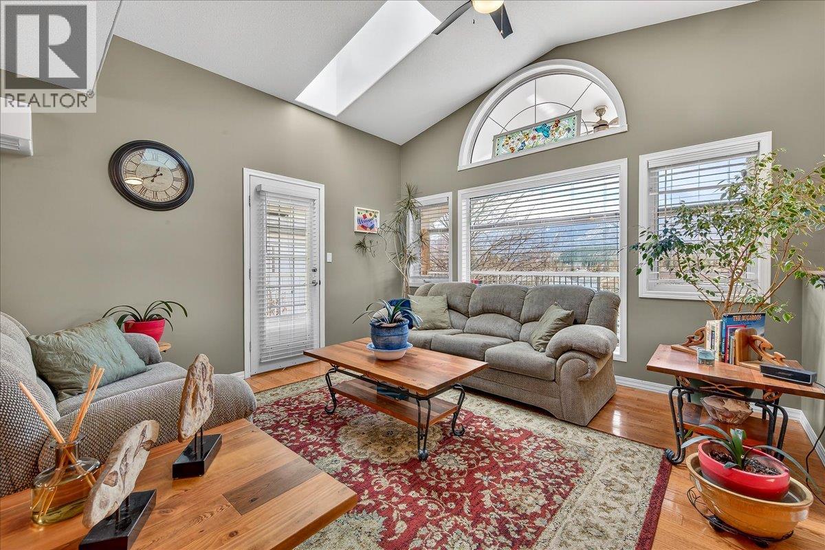 4885 Carnoustie Place, Fairmont Hot Springs, British Columbia  V0B 1L1 - Photo 12 - 10381509