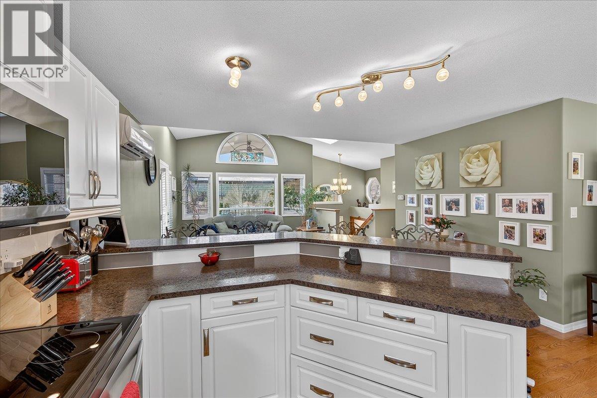 4885 Carnoustie Place, Fairmont Hot Springs, British Columbia  V0B 1L1 - Photo 15 - 10381509