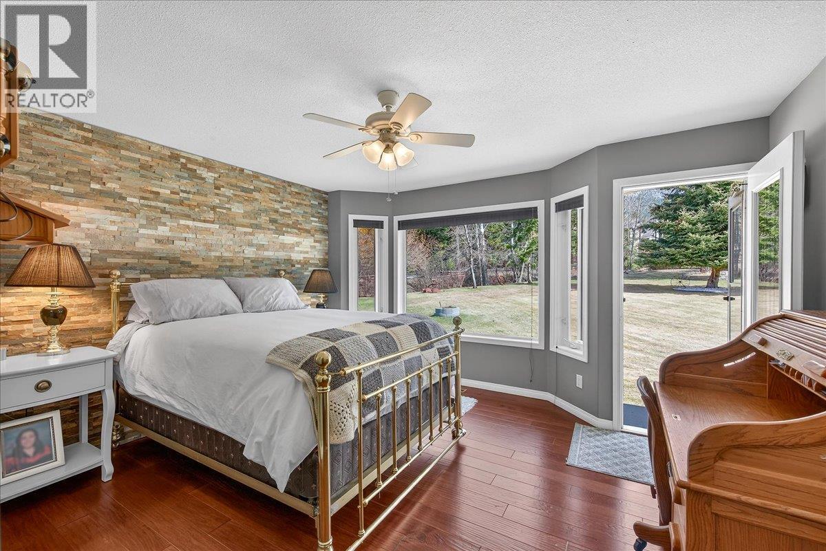 4885 Carnoustie Place, Fairmont Hot Springs, British Columbia  V0B 1L1 - Photo 4 - 10381509