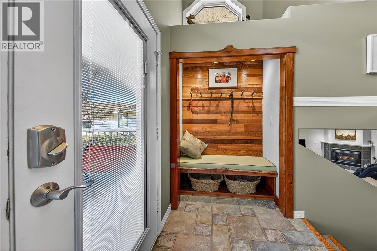 4885 Carnoustie Place, Fairmont Hot Springs, British Columbia  V0B 1L1 - Photo 5 - 10381509