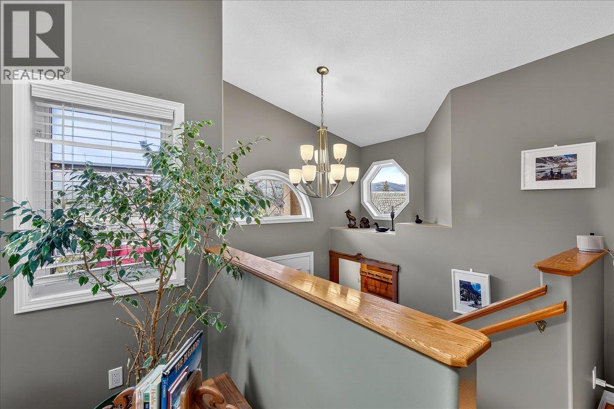 4885 Carnoustie Place, Fairmont Hot Springs, British Columbia  V0B 1L1 - Photo 8 - 10381509