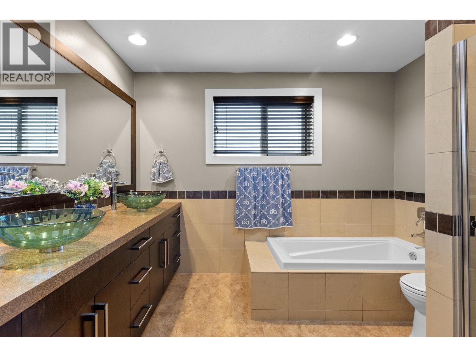 1084 Westside Road S, West Kelowna, British Columbia  V1Z 3S1 - Photo 19 - 10380624