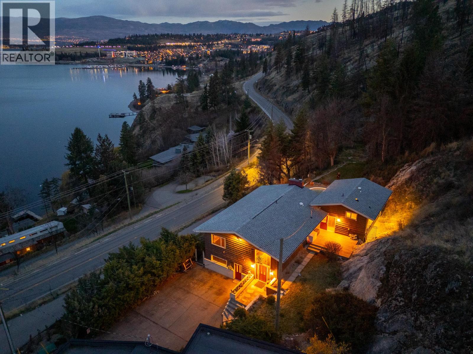 1084 Westside Road S, West Kelowna, British Columbia  V1Z 3S1 - Photo 6 - 10380624