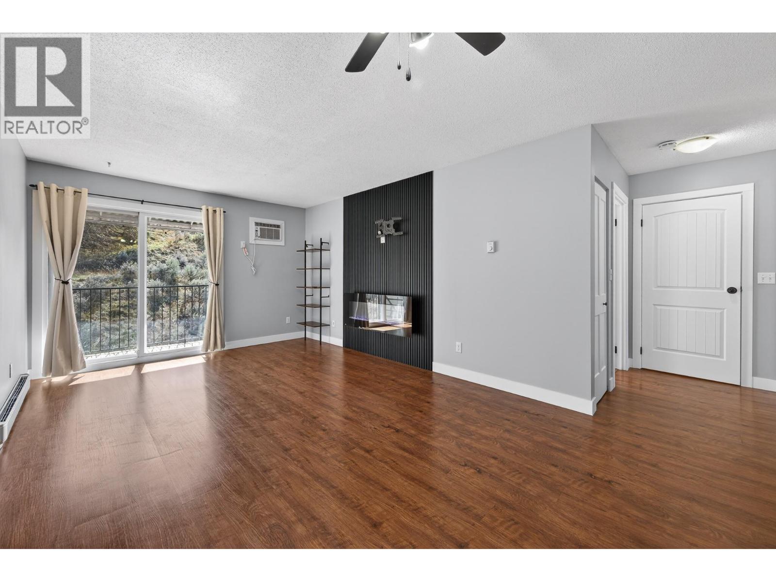 751 Grandview Terrace Unit# 306, Kamloops, British Columbia  V2C 6C9 - Photo 5 - 10381926