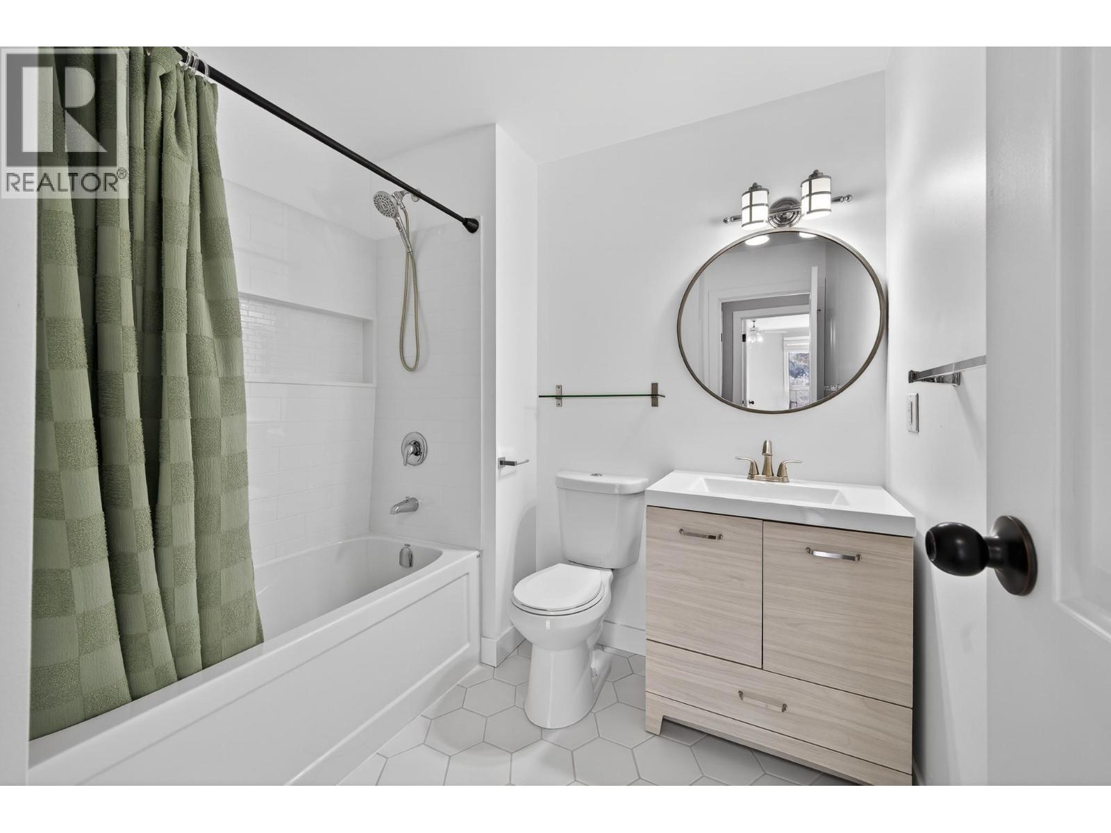 751 Grandview Terrace Unit# 306, Kamloops, British Columbia  V2C 6C9 - Photo 9 - 10381926