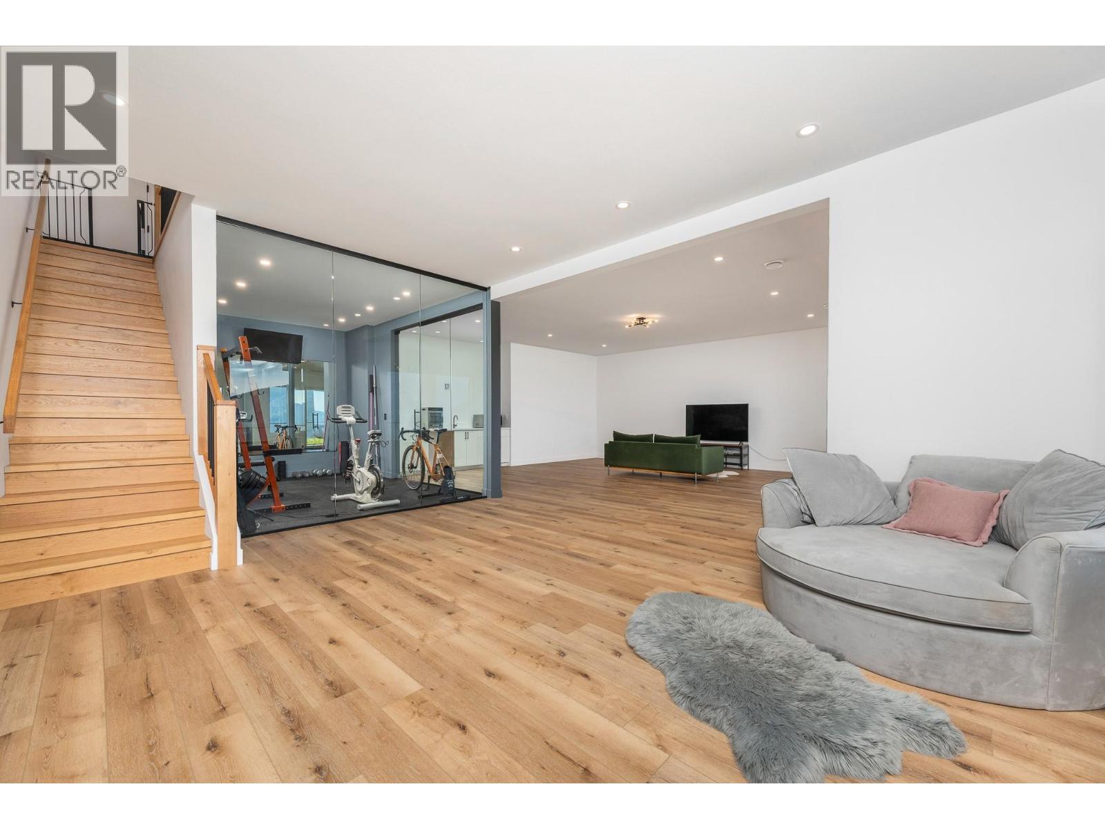 7155 Apex Drive, Vernon, British Columbia  V1B 4A3 - Photo 11 - 10381904