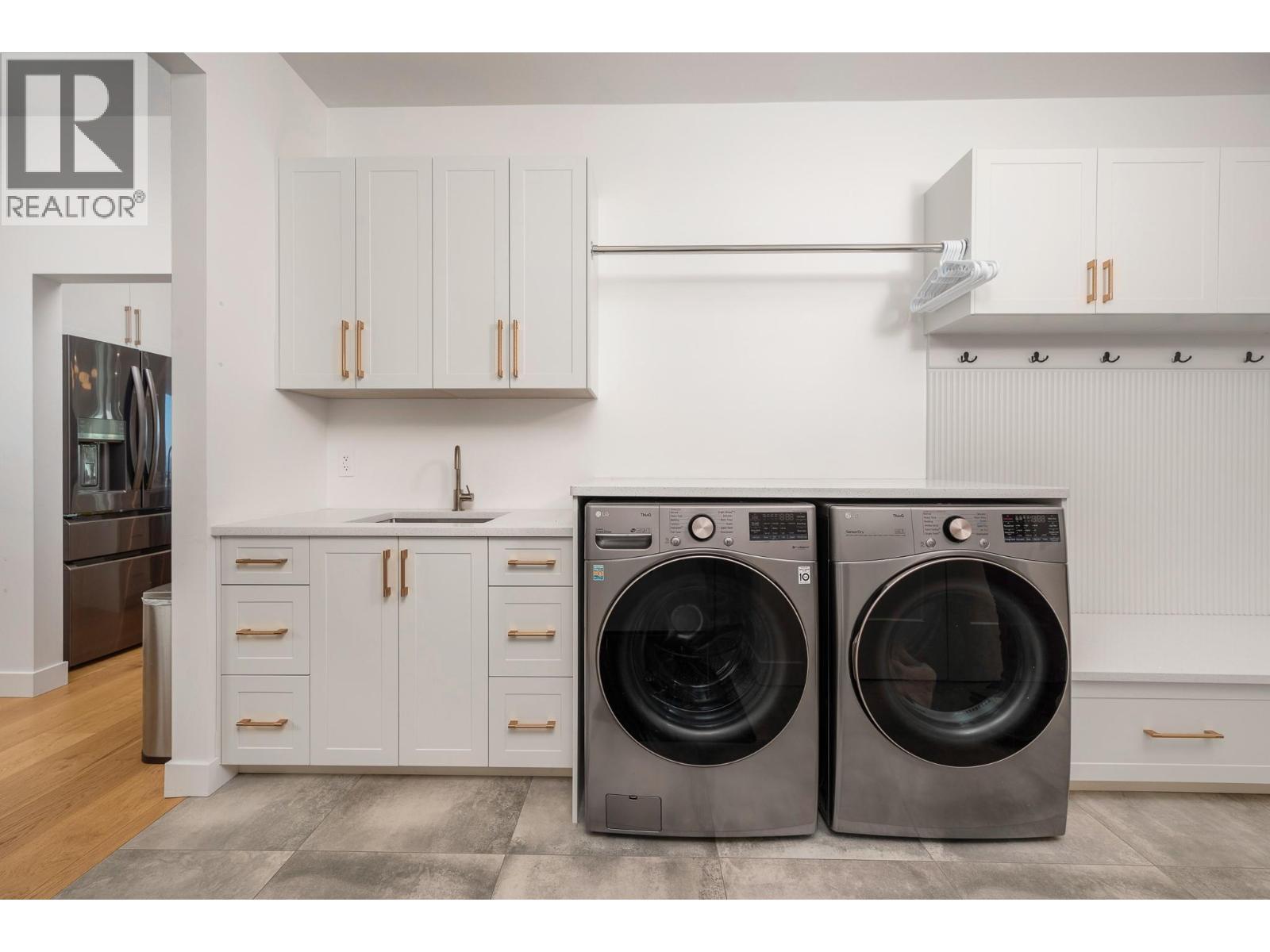 7155 Apex Drive, Vernon, British Columbia  V1B 4A3 - Photo 54 - 10381904