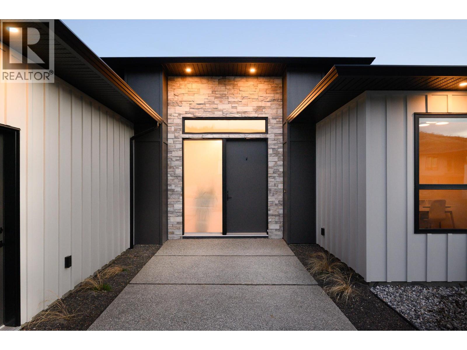 7155 Apex Drive, Vernon, British Columbia  V1B 4A3 - Photo 61 - 10381904