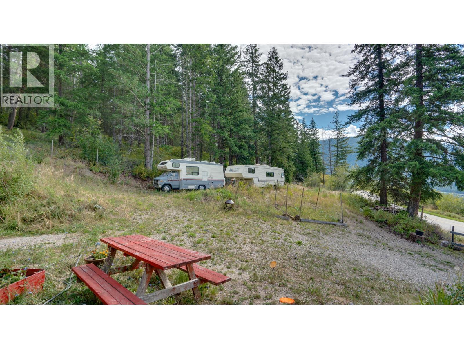 4050 White Lake Road, White Lake, British Columbia  V0E 2W0 - Photo 24 - 10381679