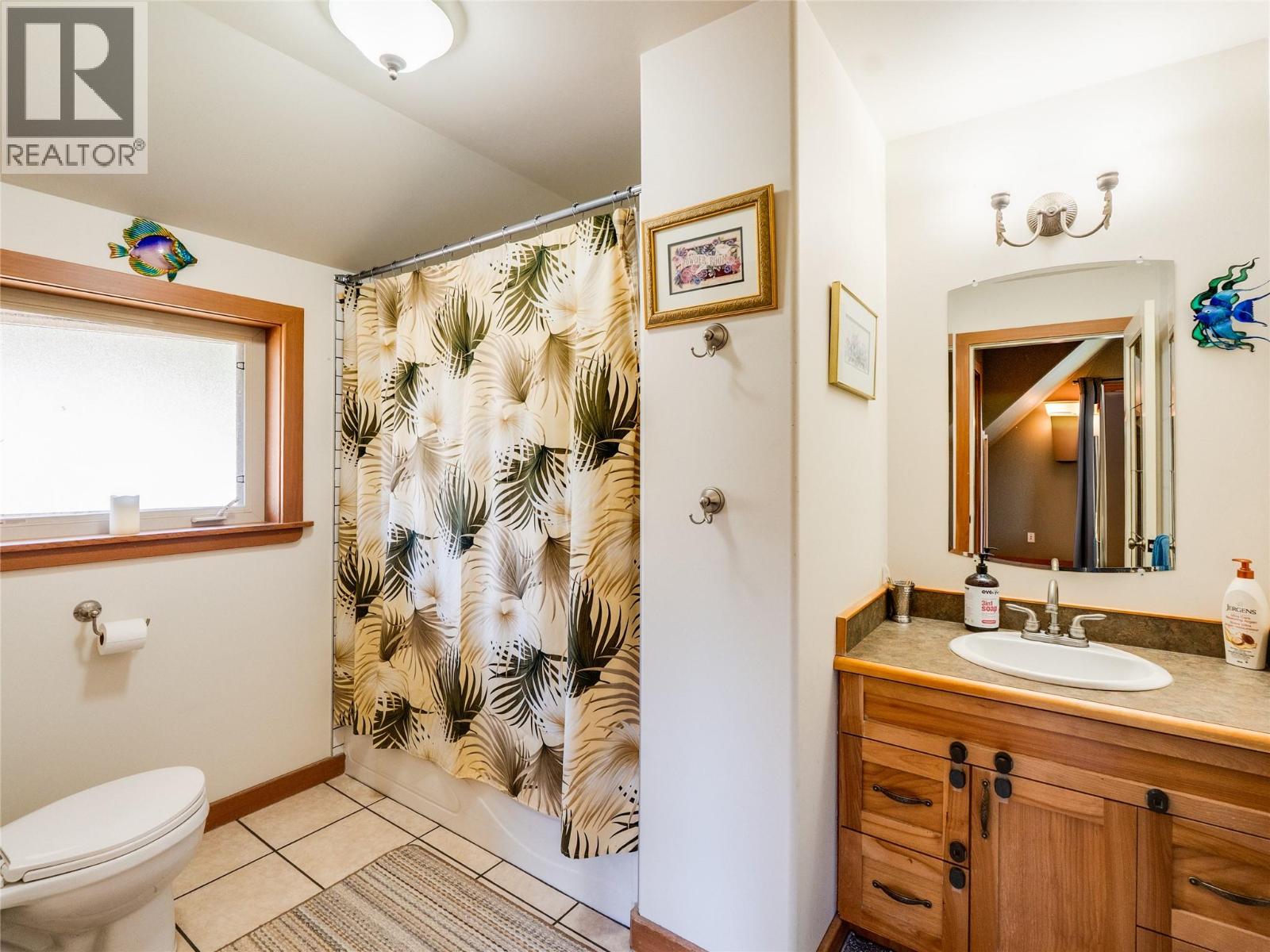 955 Cedar Brae Road, Castlegar, British Columbia  V1N 4R5 - Photo 44 - 10381543