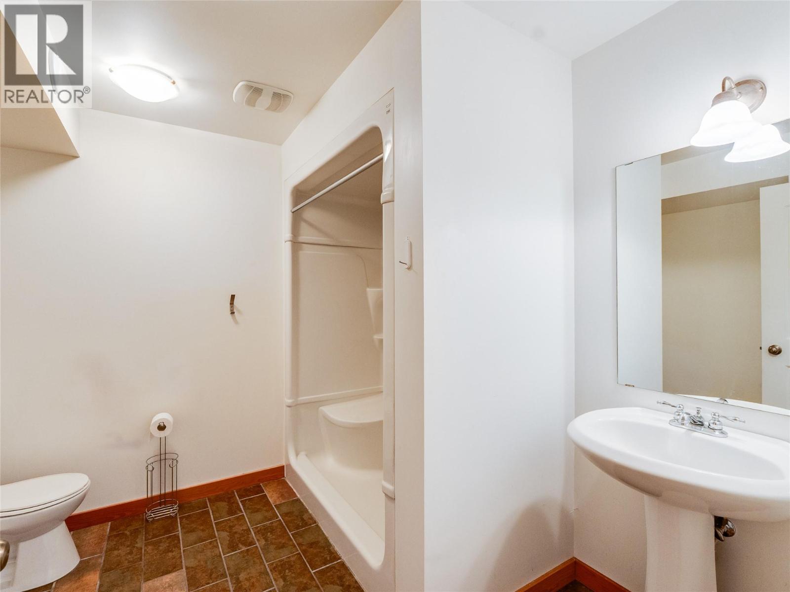 955 Cedar Brae Road, Castlegar, British Columbia  V1N 4R5 - Photo 50 - 10381543