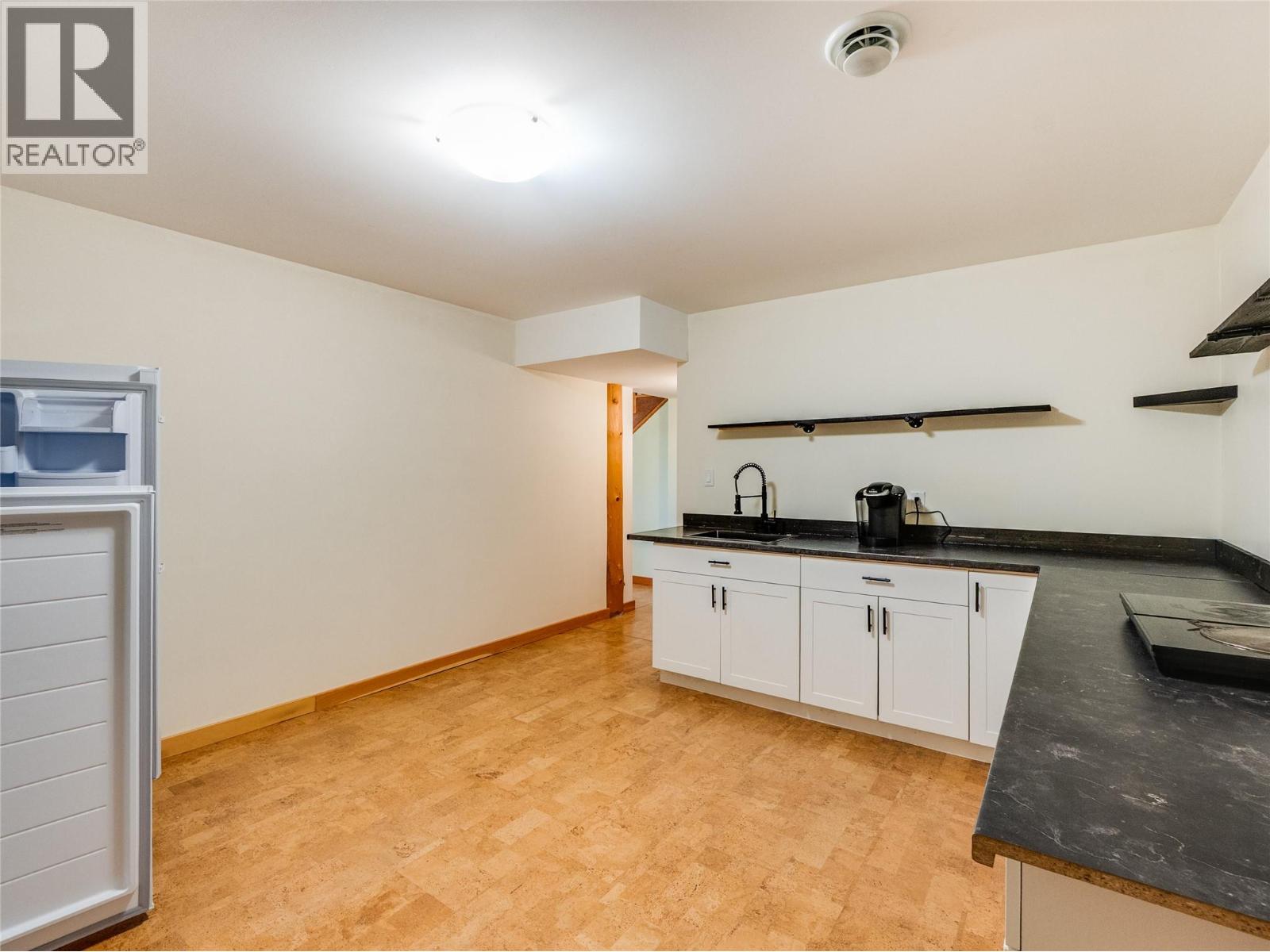 955 Cedar Brae Road, Castlegar, British Columbia  V1N 4R5 - Photo 53 - 10381543