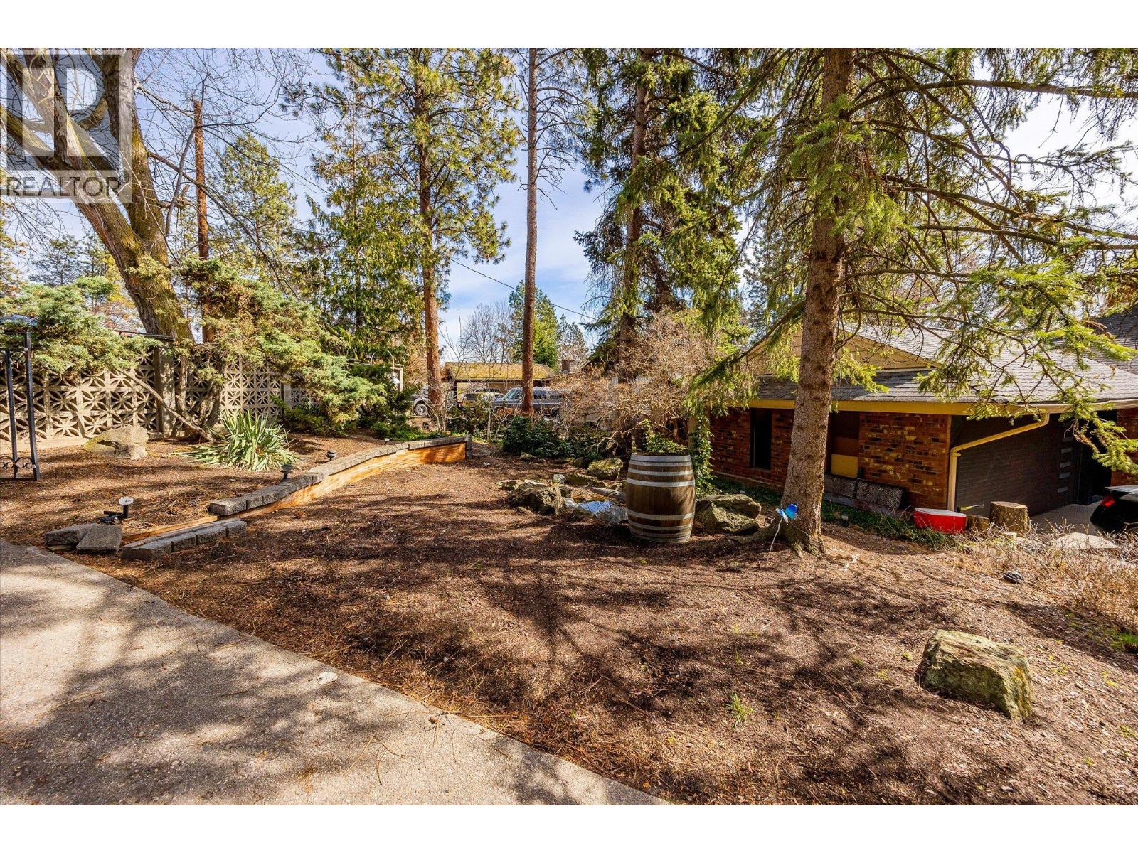 15 Bello Road, Kelowna, British Columbia  V1V 1B9 - Photo 48 - 10381061