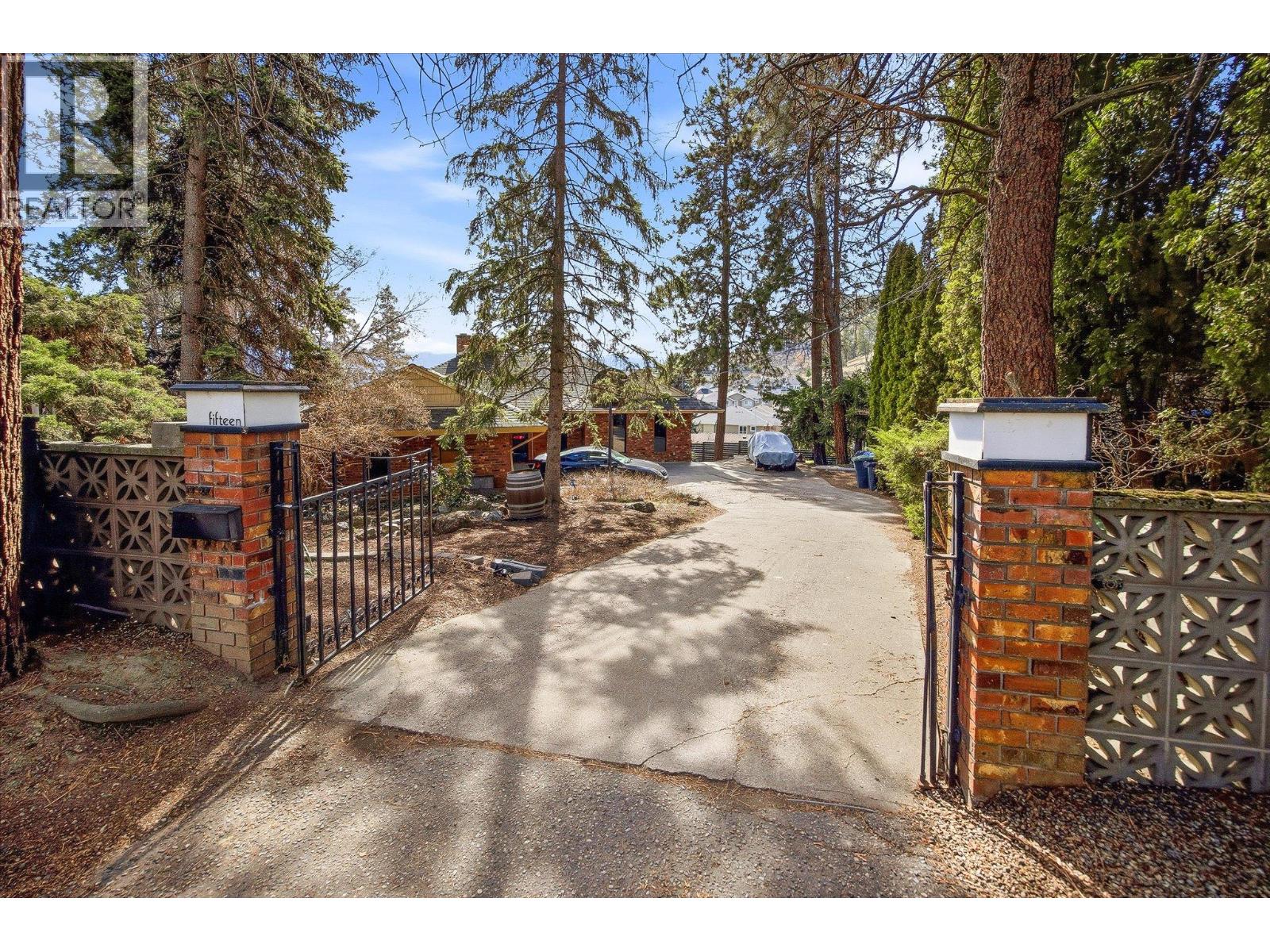 15 Bello Road, Kelowna, British Columbia  V1V 1B9 - Photo 6 - 10381061