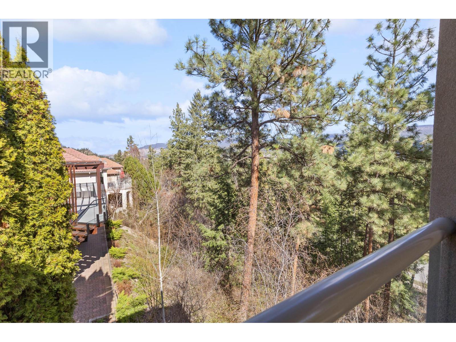 2149 Capistrano Drive, Kelowna, British Columbia  V1V 2A3 - Photo 24 - 10381122