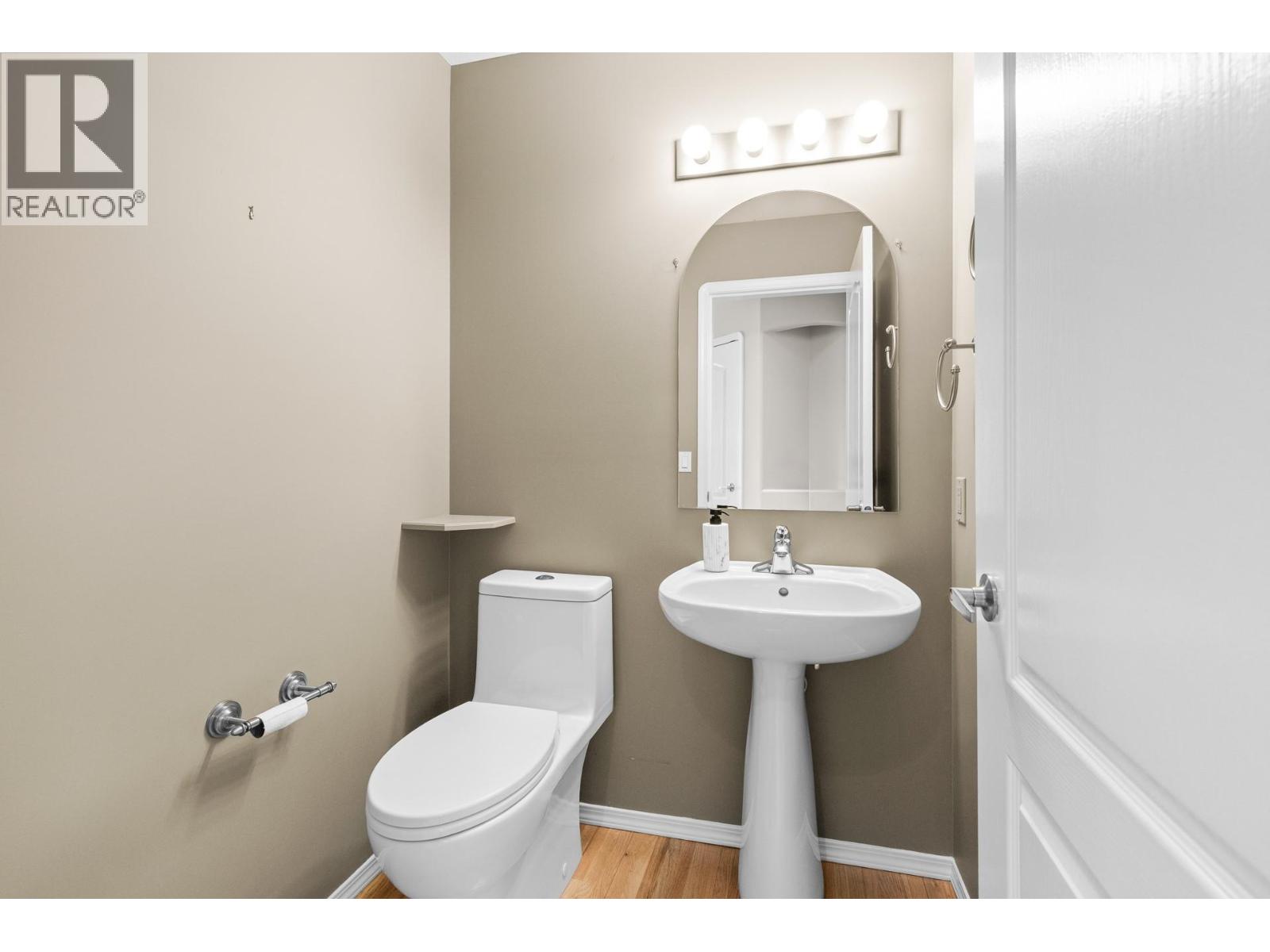 2149 Capistrano Drive, Kelowna, British Columbia  V1V 2A3 - Photo 32 - 10381122