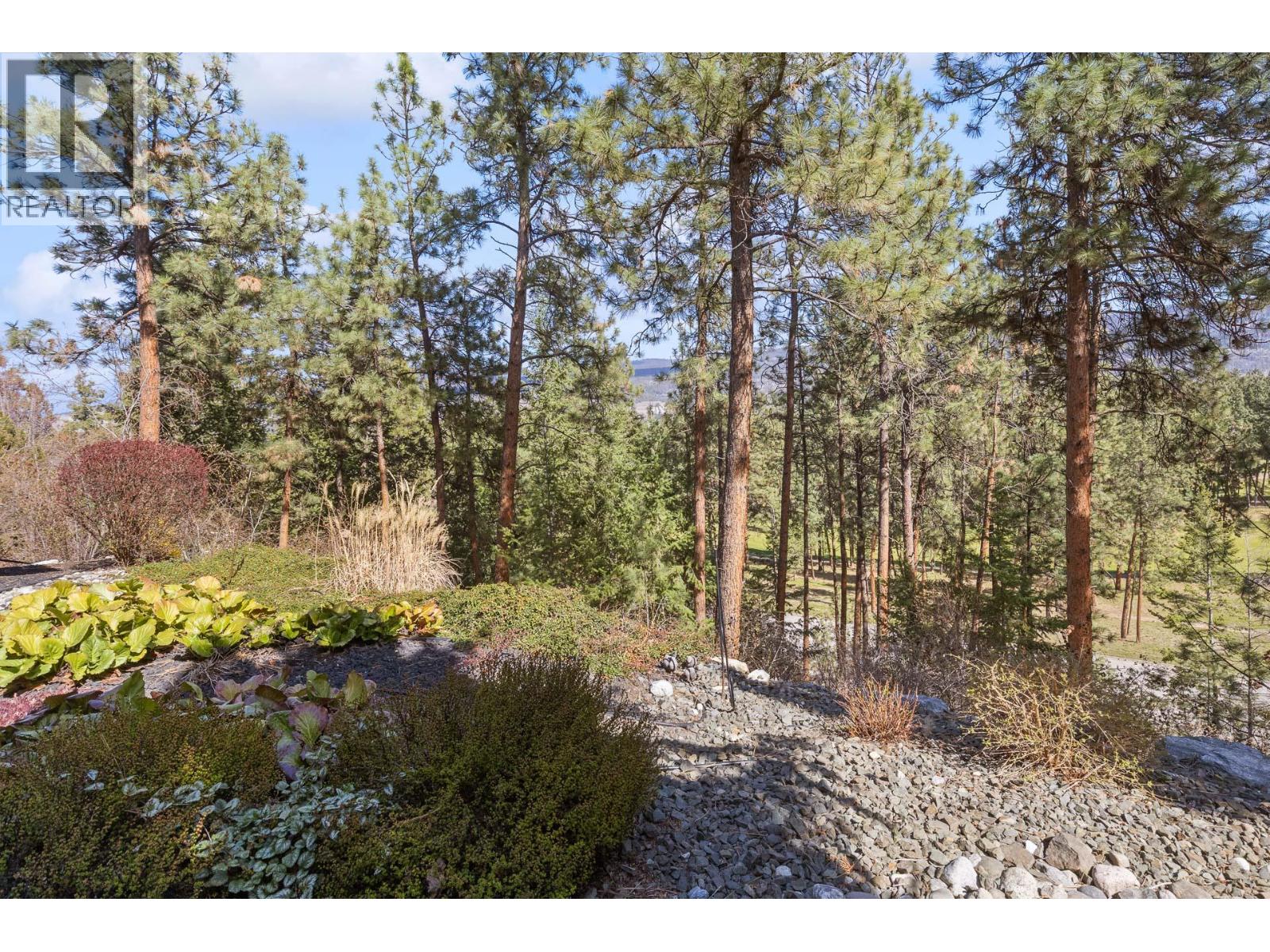 2149 Capistrano Drive, Kelowna, British Columbia  V1V 2A3 - Photo 47 - 10381122