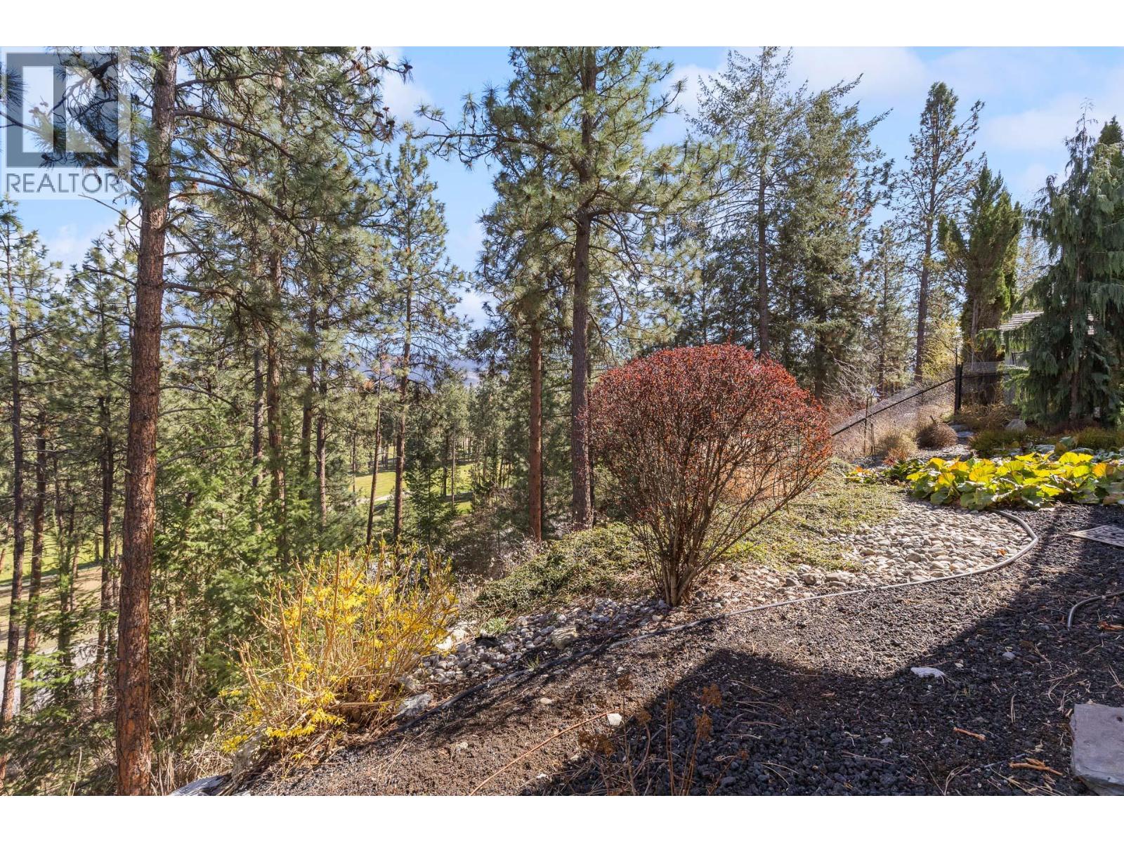 2149 Capistrano Drive, Kelowna, British Columbia  V1V 2A3 - Photo 48 - 10381122