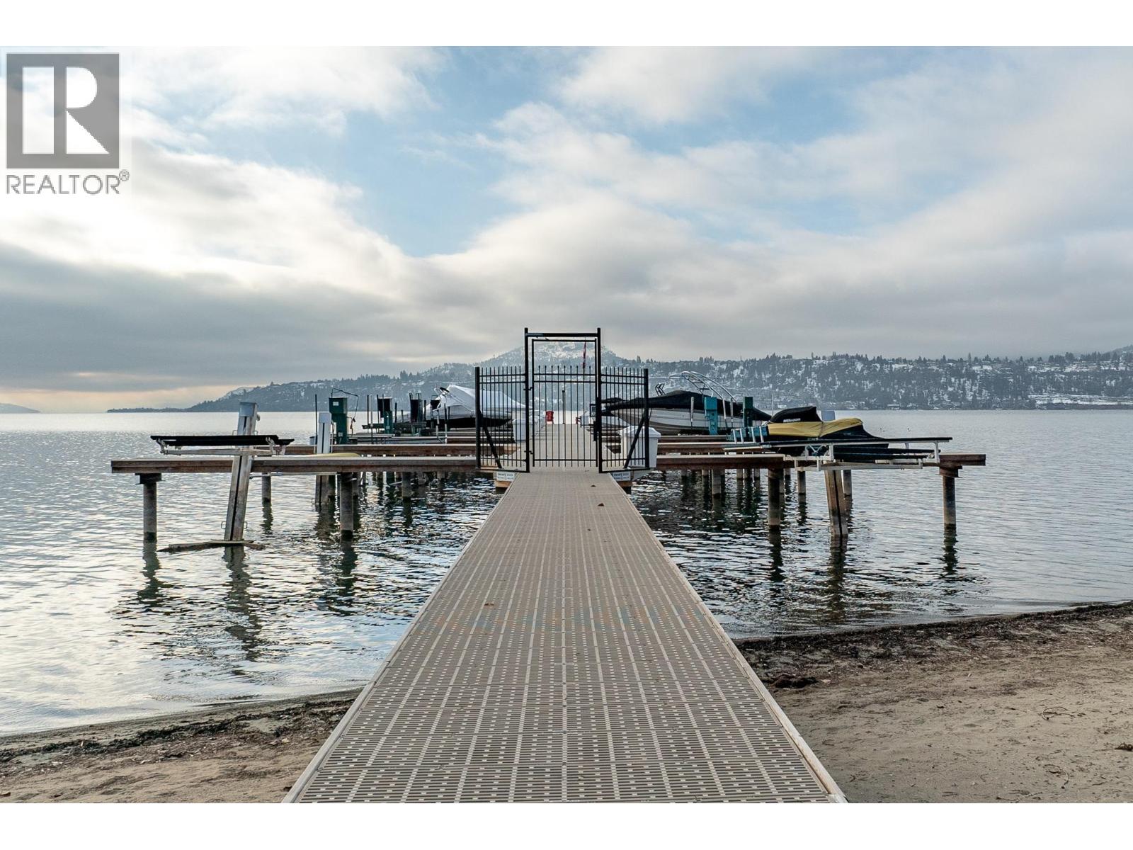 2900 Abbott Street Unit# 312, Kelowna, British Columbia  V1Y 1G6 - Photo 3 - 10381590