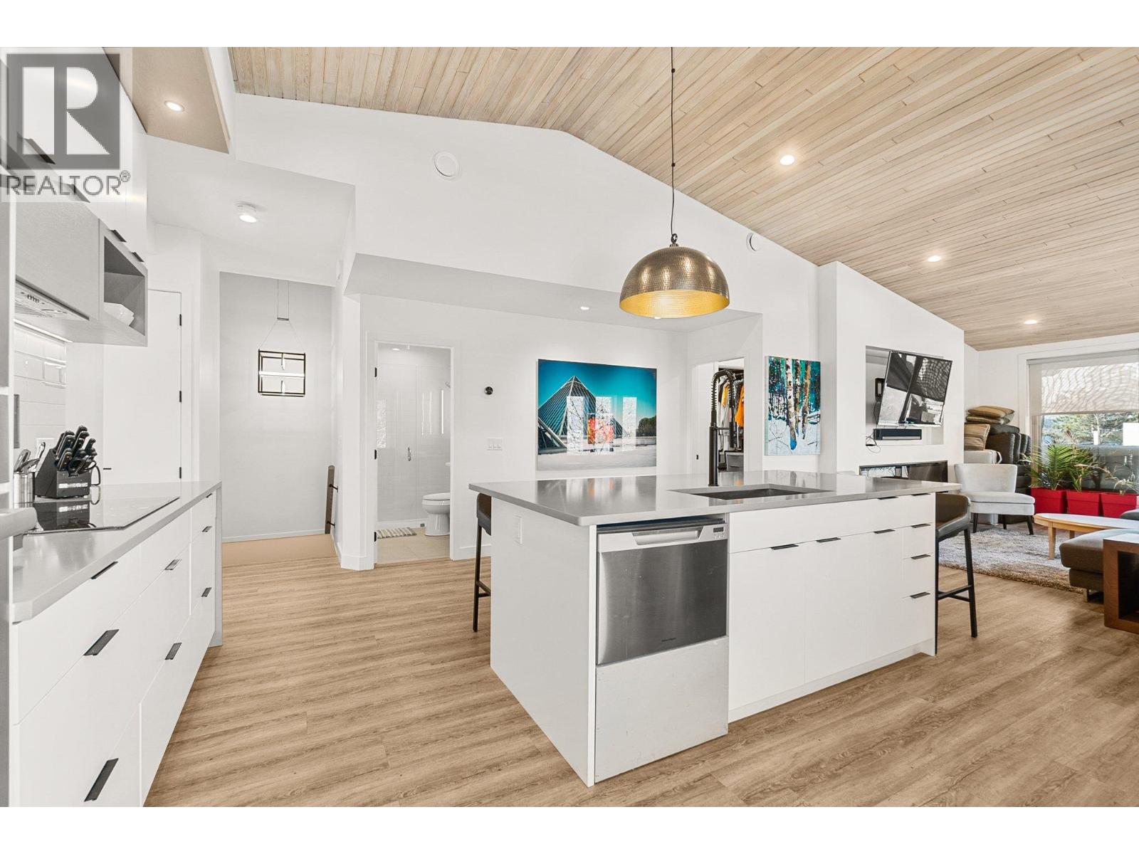 2900 Abbott Street Unit# 312, Kelowna, British Columbia  V1Y 1G6 - Photo 8 - 10381590