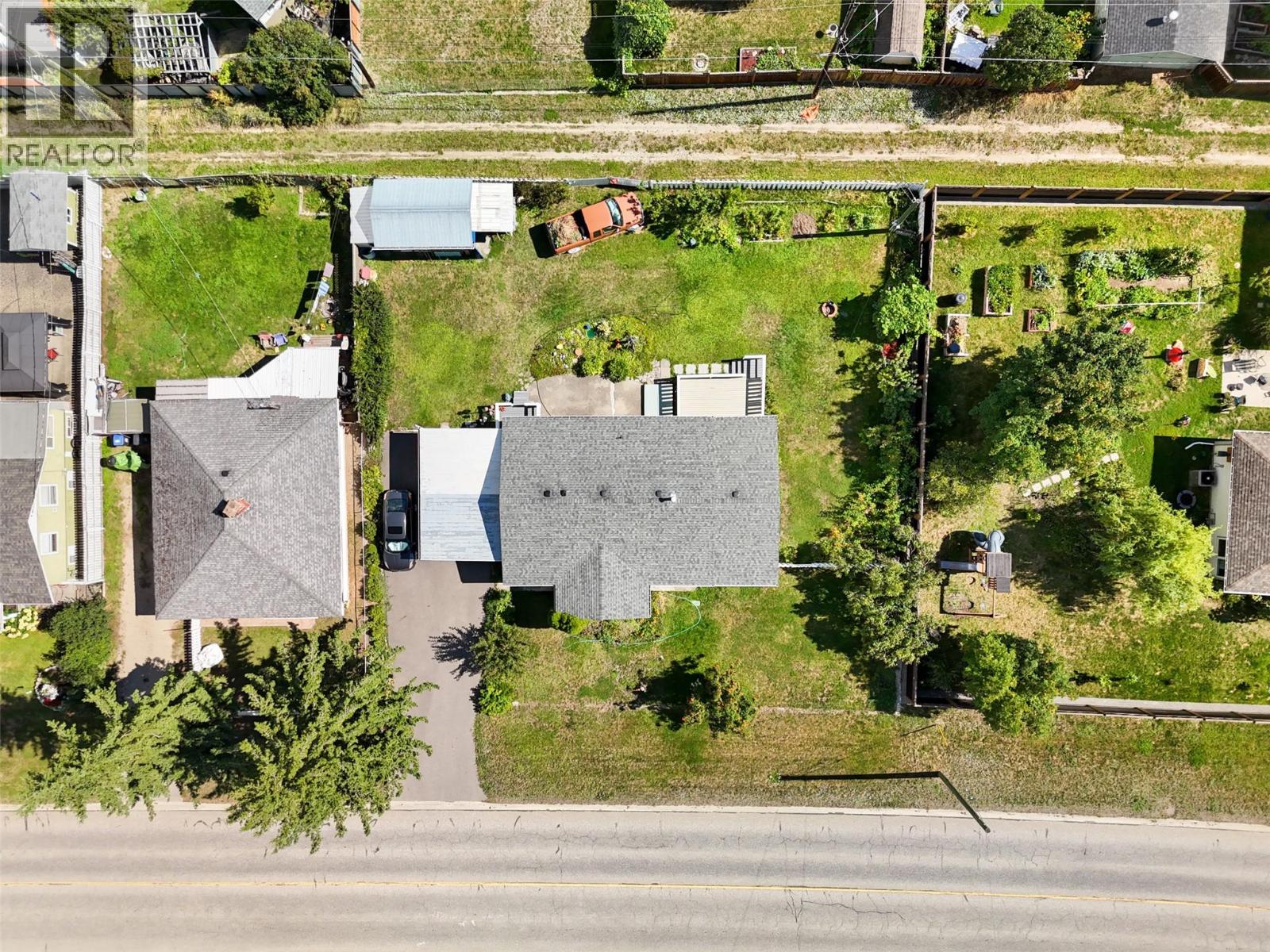 315 Pine Street, Chase, British Columbia  V0E 1M0 - Photo 39 - 10381557