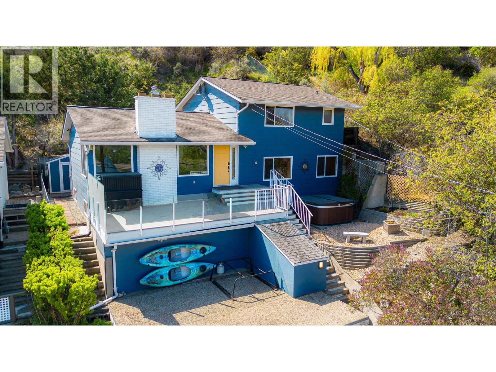 255 St Paul Street W, Kamloops, British Columbia  V2C 1G2 - Photo 1 - 10381750