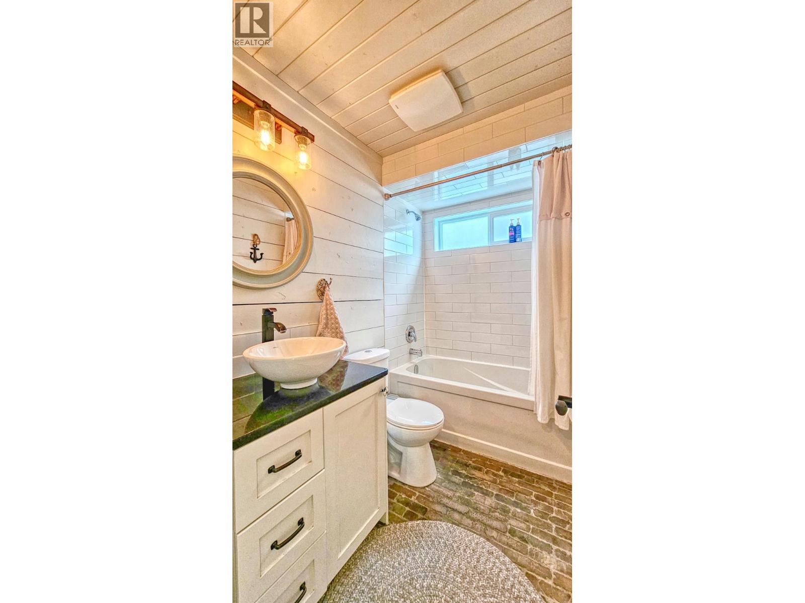 6746 Marbella Loop Unit# 304, Kelowna, British Columbia  V1Z 3R8 - Photo 22 - 10381875