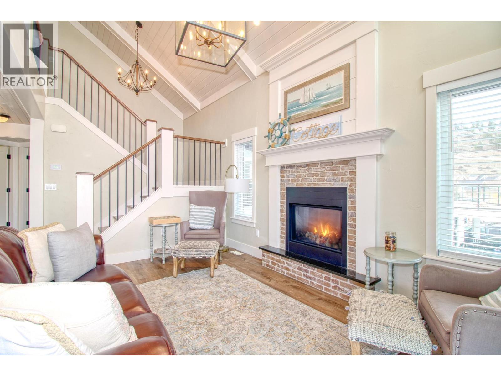 6746 Marbella Loop Unit# 304, Kelowna, British Columbia  V1Z 3R8 - Photo 4 - 10381875