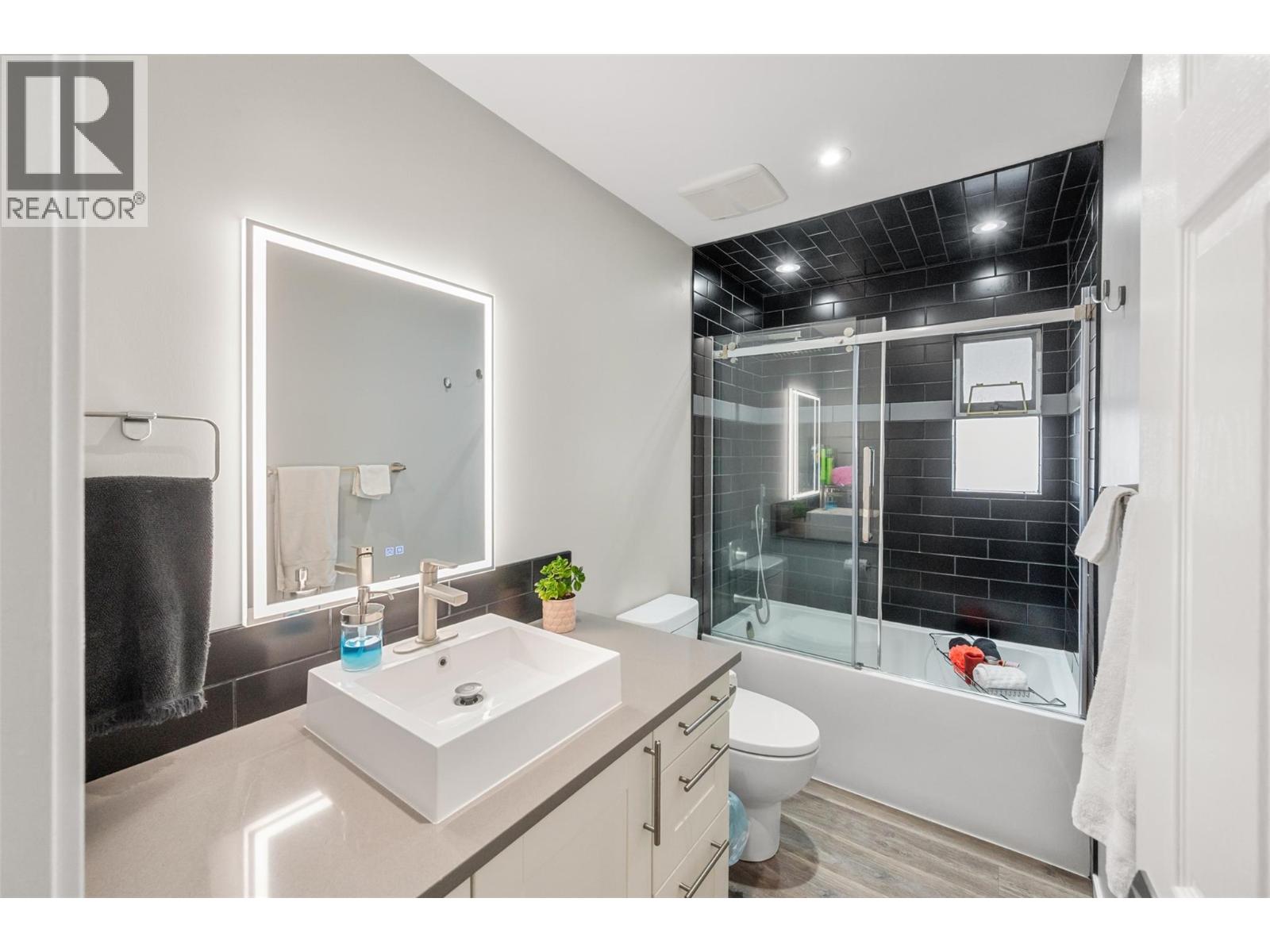 38 Bayview Crescent, Osoyoos, British Columbia  V0H 1V6 - Photo 35 - 10381812