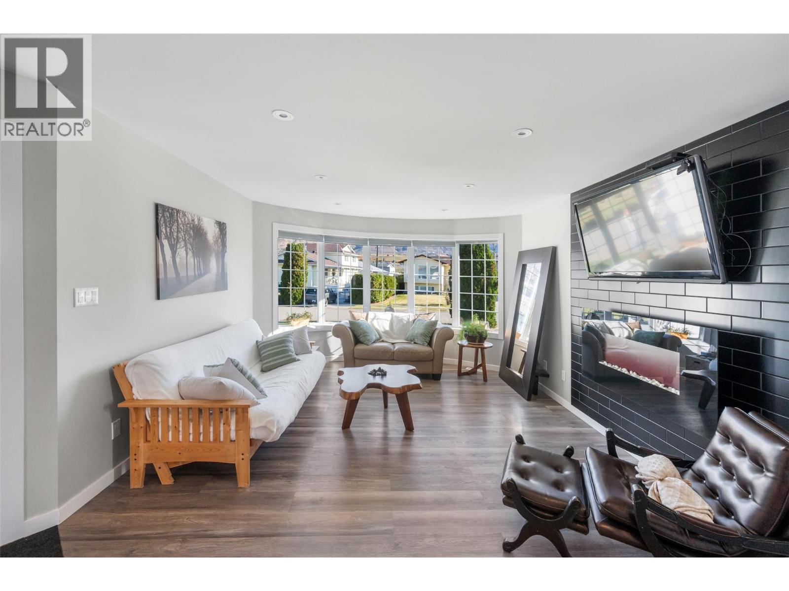 38 Bayview Crescent, Osoyoos, British Columbia  V0H 1V6 - Photo 6 - 10381812