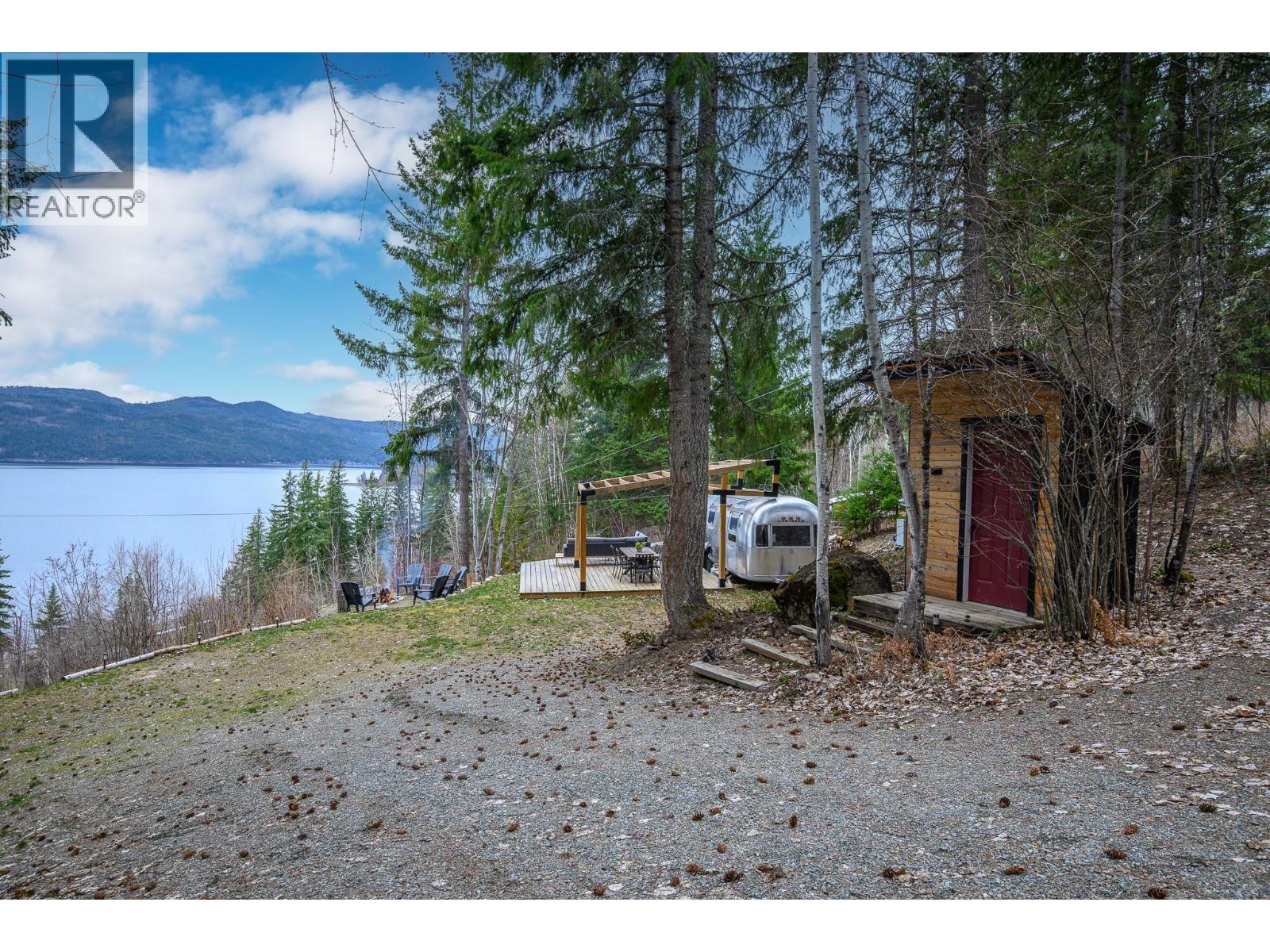 6474 Deer Run Road Lot# 11, Magna Bay, British Columbia  V0E 1M7 - Photo 11 - 10381218