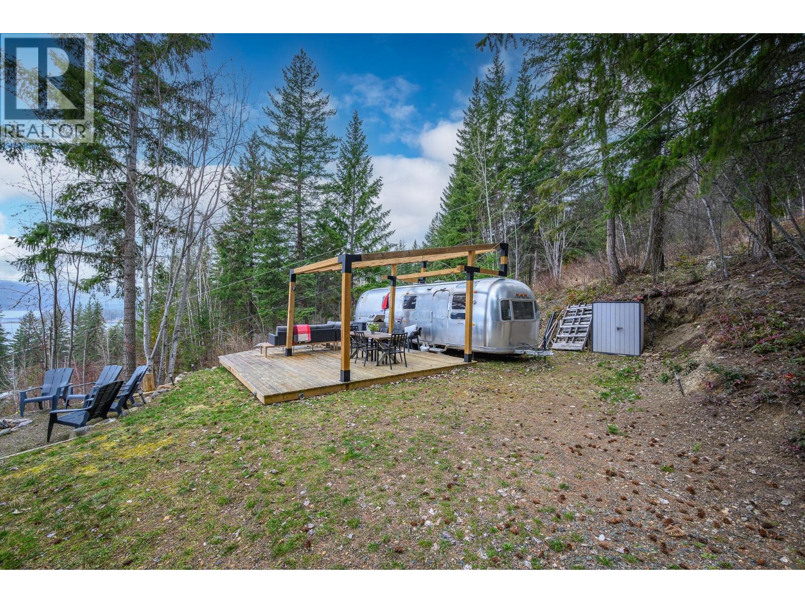 6474 Deer Run Road Lot# 11, Magna Bay, British Columbia  V0E 1M7 - Photo 2 - 10381218